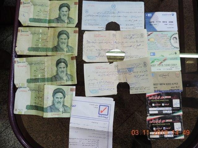 مامور وظیفه شناس، کیف گمشده را به صاحبش بازگرداند مامور وظیفه شناس، کیف گمشده را به صاحبش بازگرداند